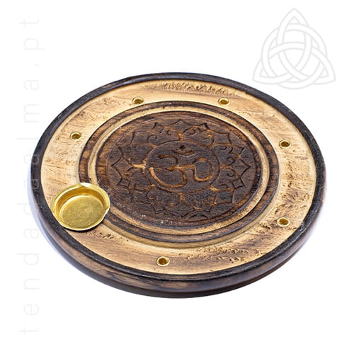 Base de Madeira para Incenso com Om
