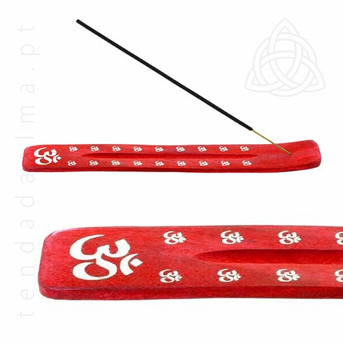 Incensário de Madeira com Símbolo Om – Vermelho